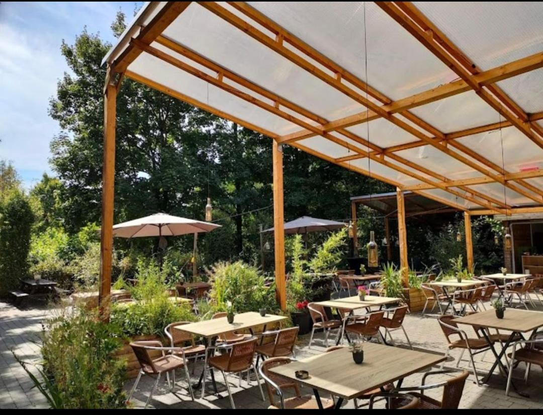 Het Boshuisje In Durbuy Exterior photo